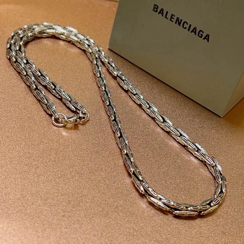 Balenciaga Necklace 06yxs47